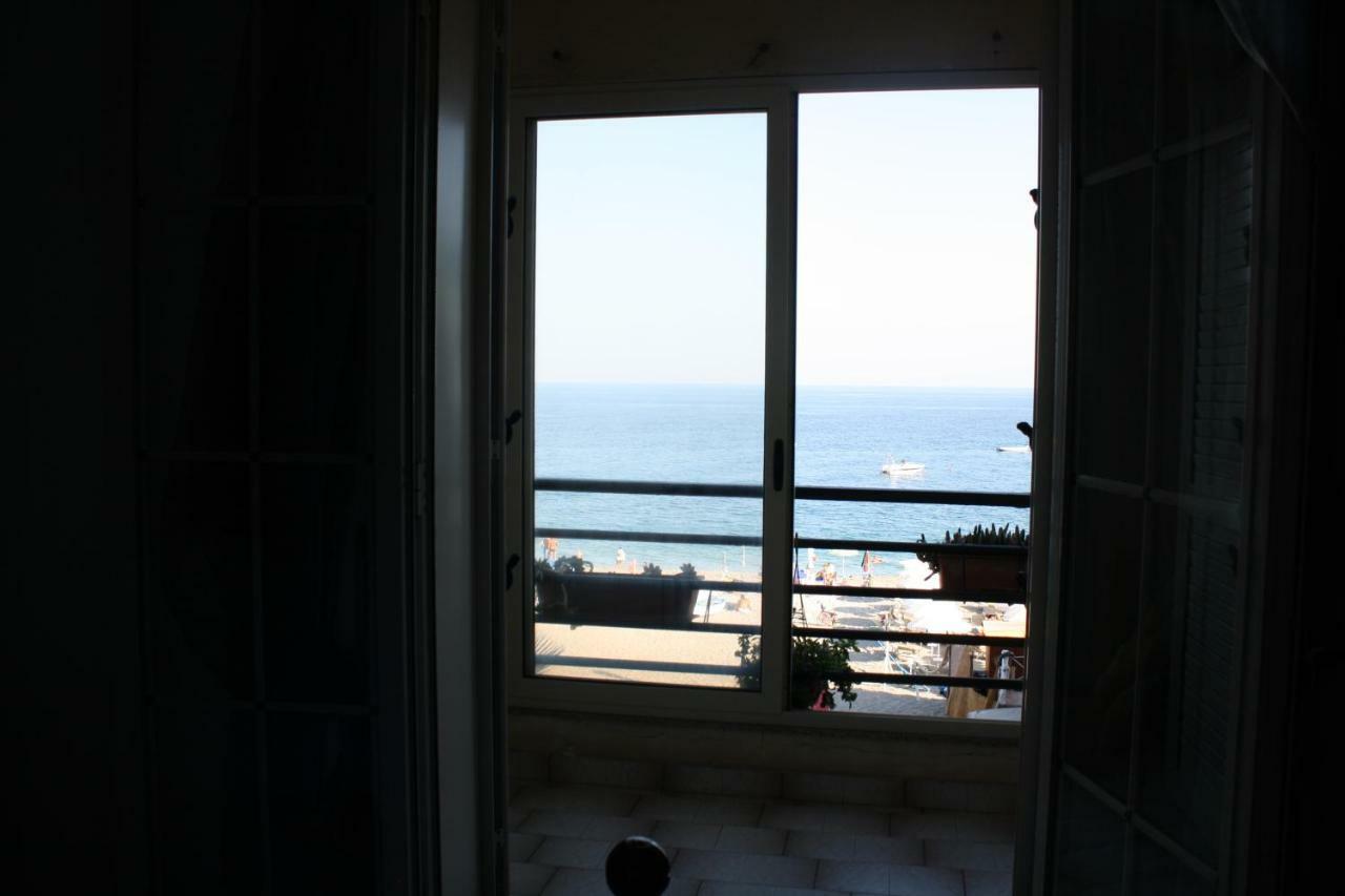 Patrancarro Home - Letojanni Taormina ภายนอก รูปภาพ
