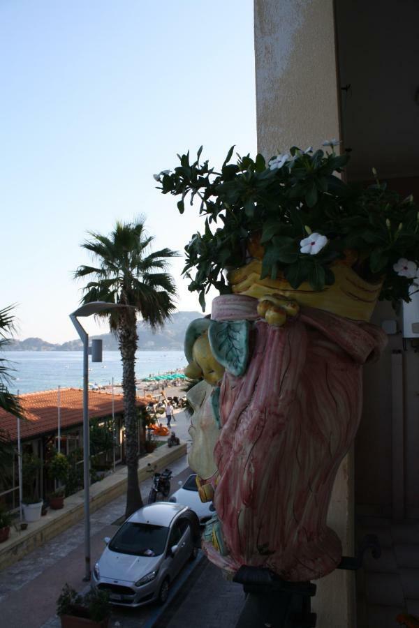Patrancarro Home - Letojanni Taormina ภายนอก รูปภาพ